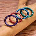 Cerchio piercing al naso rosso verde viola blu piercing all'orecchio piercing al labbro titanio segmento incernierato clicker 16G 18G 20G