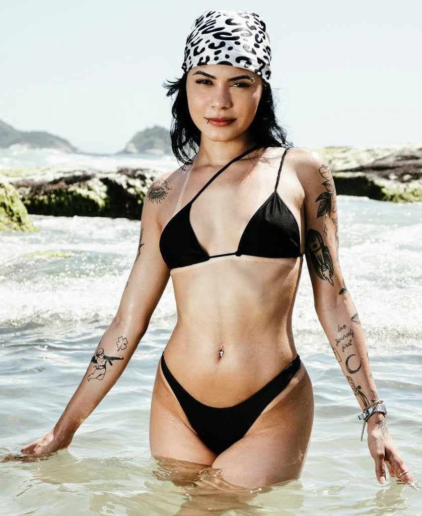 Navelpiercing (Belly Button Piercing): Smärta, Läkning, Kostnad, Eftervård, Smycken