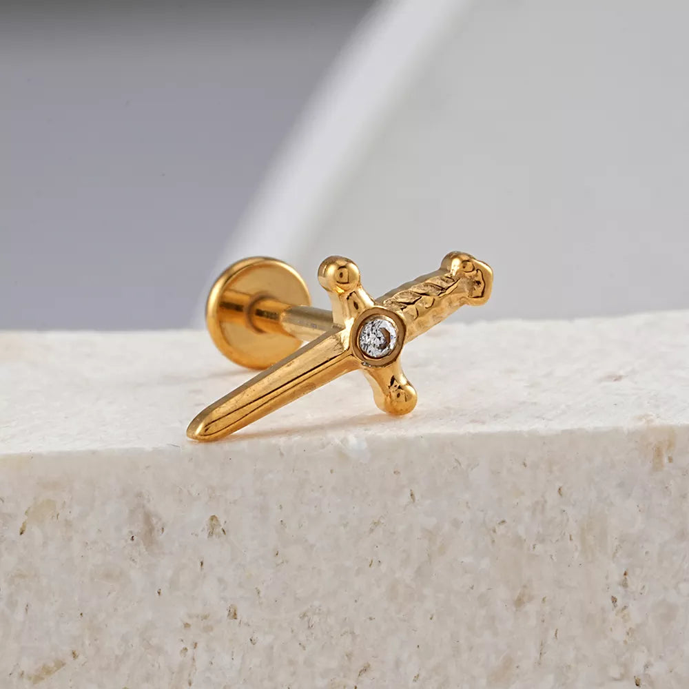 Dolch-Ohrring mit einem CZ-Stein, Titan, Gold und Silber, Labret-Piercing, 16G-Schwert-Ohrstecker mit Innengewinde