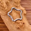 Stjerne septumring enkel og delikat titan piercingring 16G