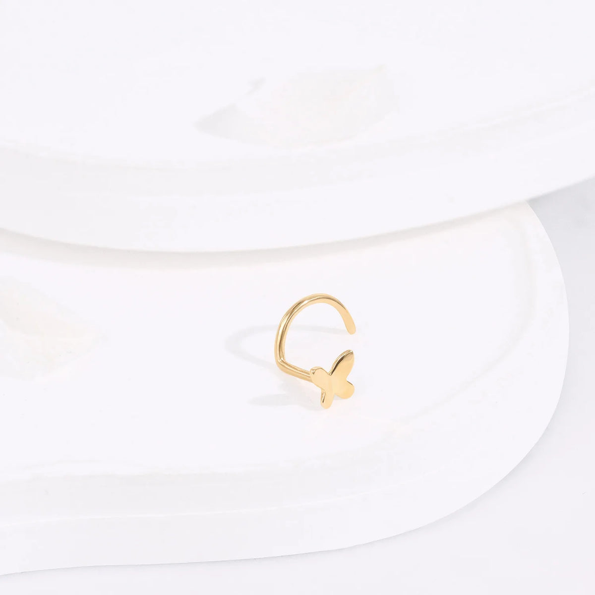Tornillo de nariz de oro de 14 quilates con un anillo de nariz de tornillo de mariposa Semental de nariz de 20 G