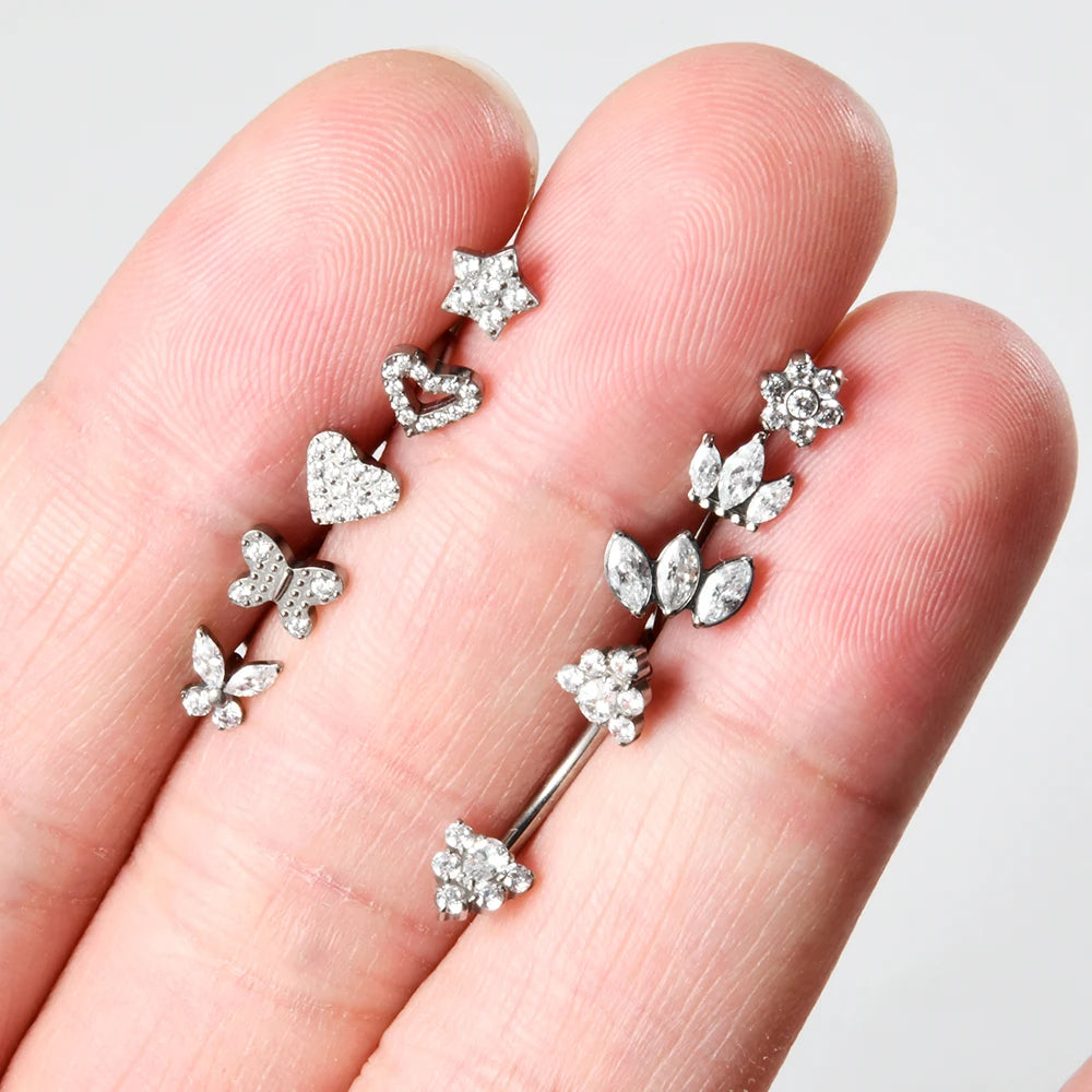 3 つのクリア ダイヤモンドを備えた可憐な縦型ラブレット ジュエリー かわいい縦型ラブレット ジュエリー チタン カーブ バーベル