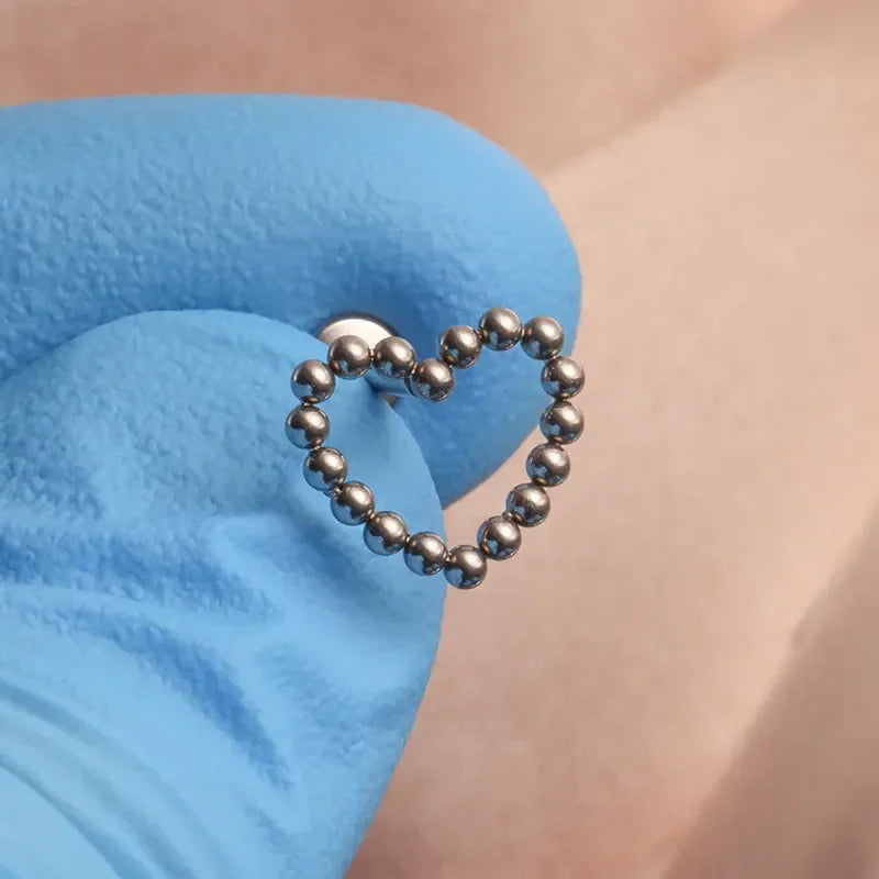 Titanium labret stud heart-shaped 16G