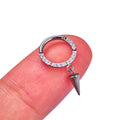 Sølv septumring med en pigget vedhæng og klare cz-sten titanium 16G
