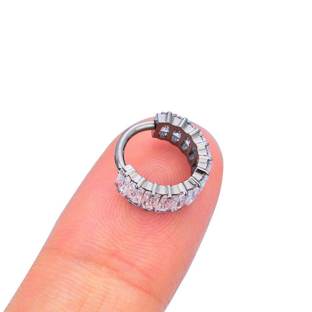 Aro perforador de hélice con diamantes de colores, bonito y bonito pendiente de titanio, anillo para la nariz