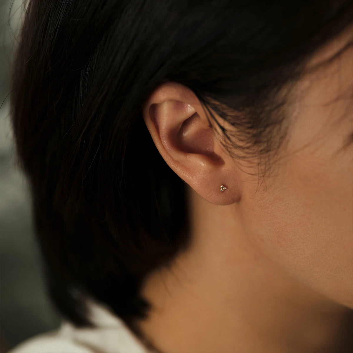 Boucles d’oreilles tragus en or 14K avec boucles d’oreilles cartilage à trois points boucles d’oreilles hélice piercings conque clou tragus en or