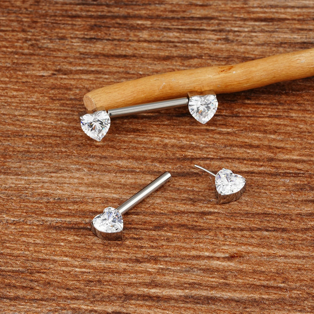Heart-shaped nipple piercing 14G made of titanium with clear cz stones