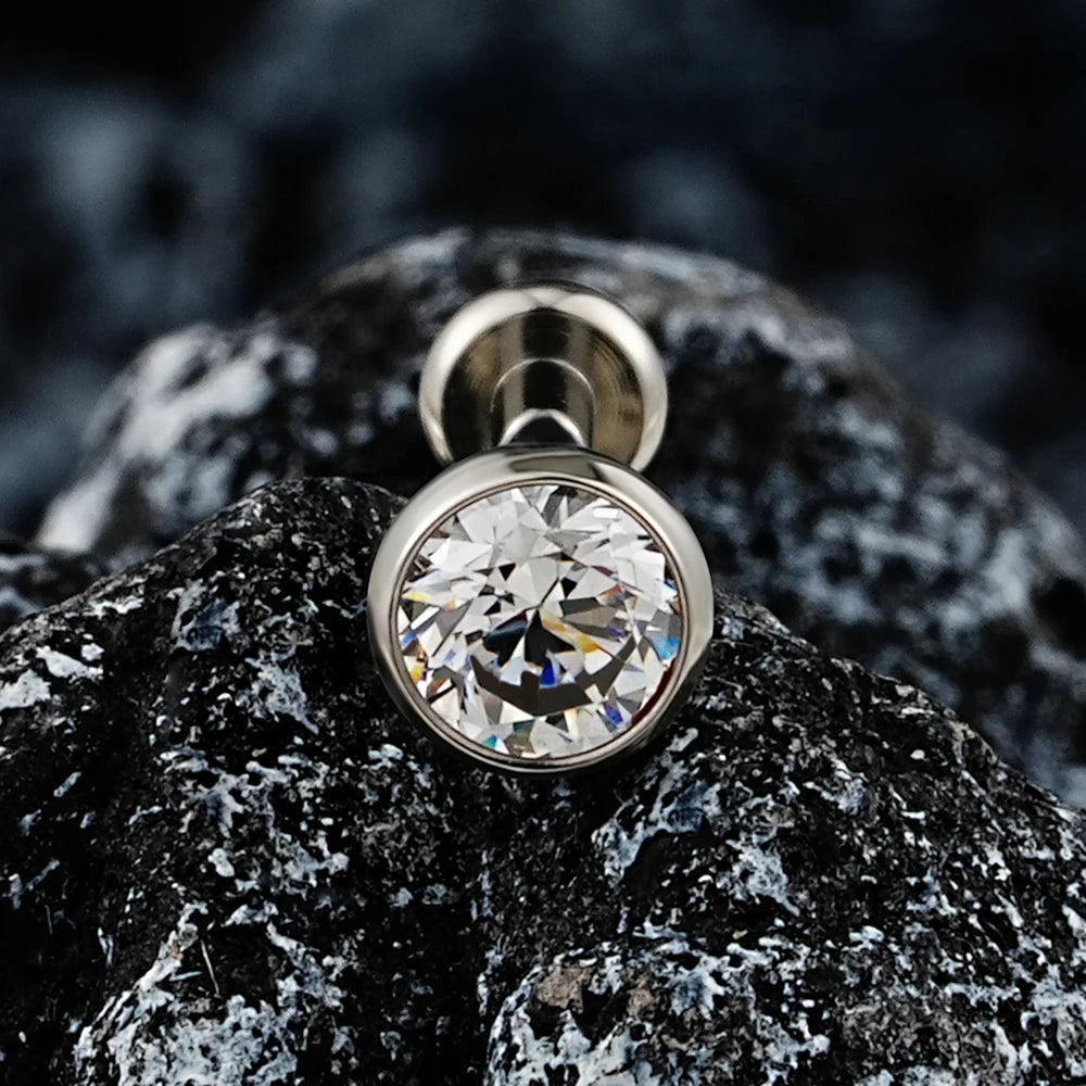 Threadless cz stud bezel setting titanium piercing labret small and simple 18G 16G