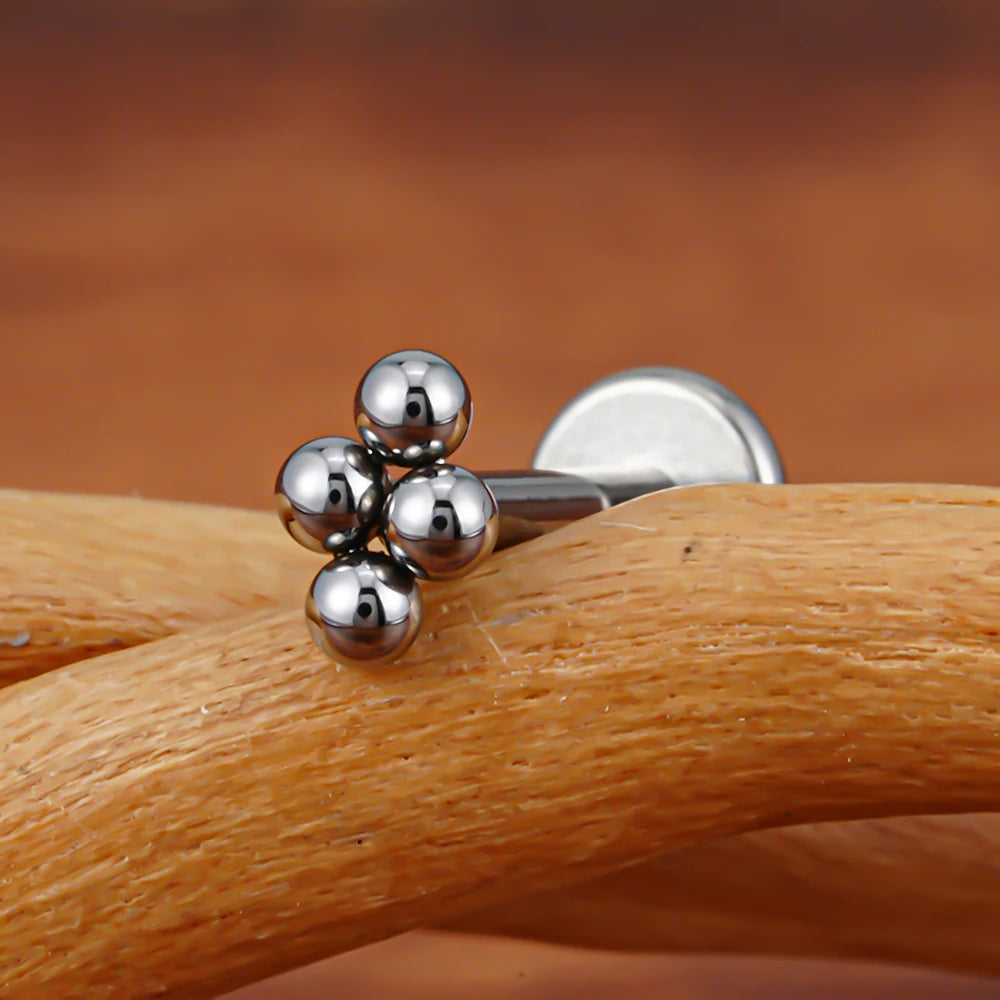 Kleine medusa piercing met 4 stippen schattige en kleine titanium lip stud neus stud oorsteker 16G